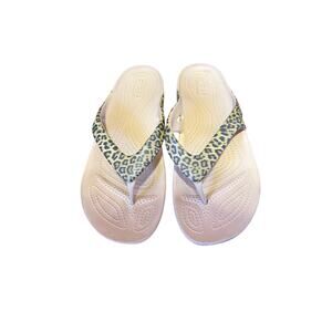 Crocs Women’s Kadee II Leopard Flip Flop Size 10